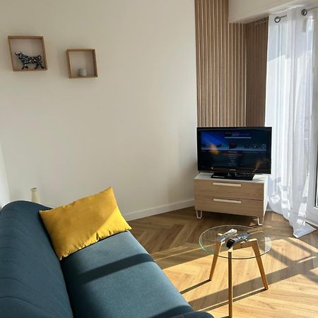 Agreable Studio Chantilly Avec Balcon Et Parking Securise По Экстерьер фото